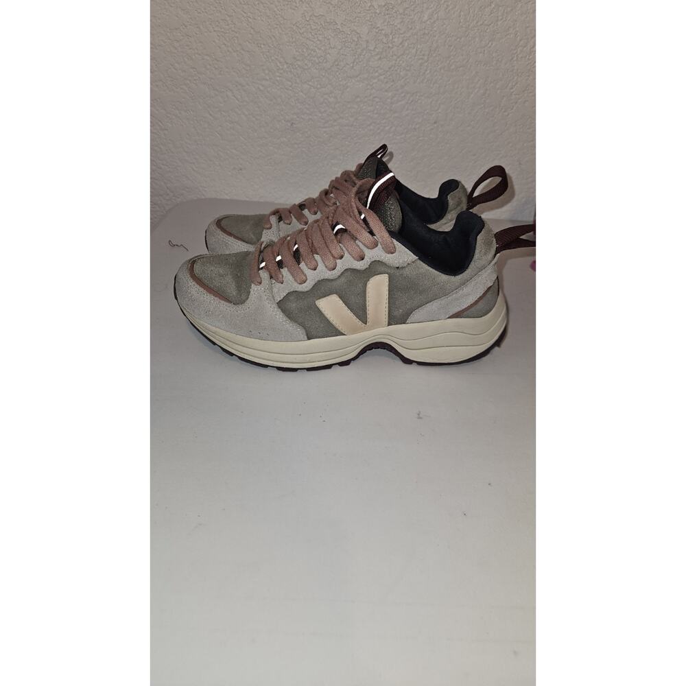 Women's Veja VENTURI Suede Khaki Sable Oxford Grey Sneakers Size EU 36 US 5 - Picture 3 of 9